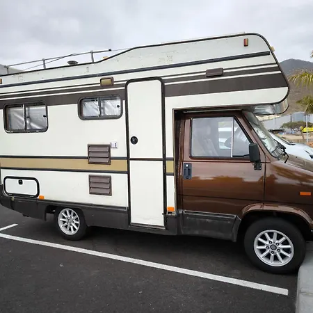 Autocaravana Vacacional 아데제